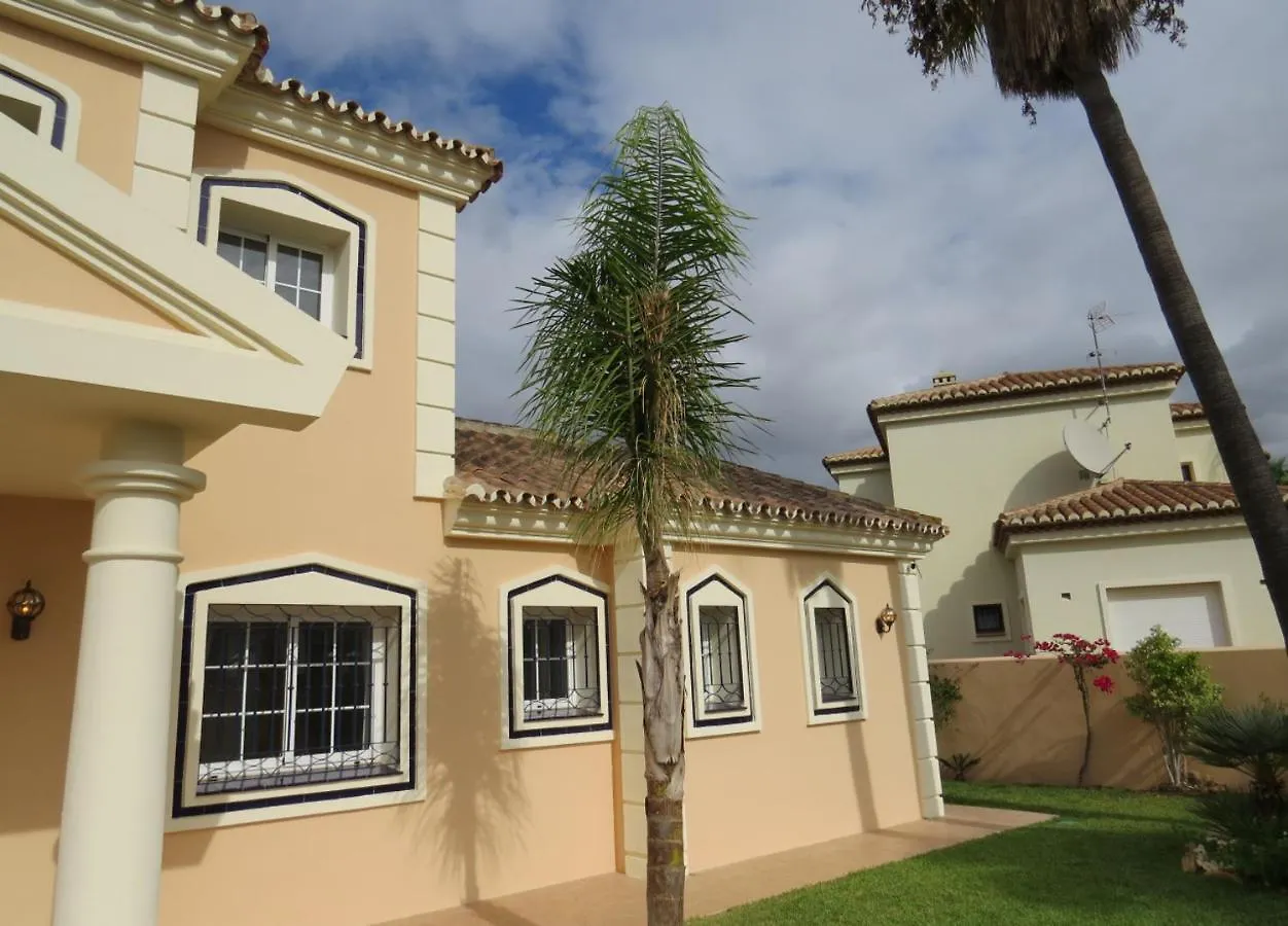 Willa Spacious 700M2 Villa, Golfers Paradise. Santa Fe de los Boliches
