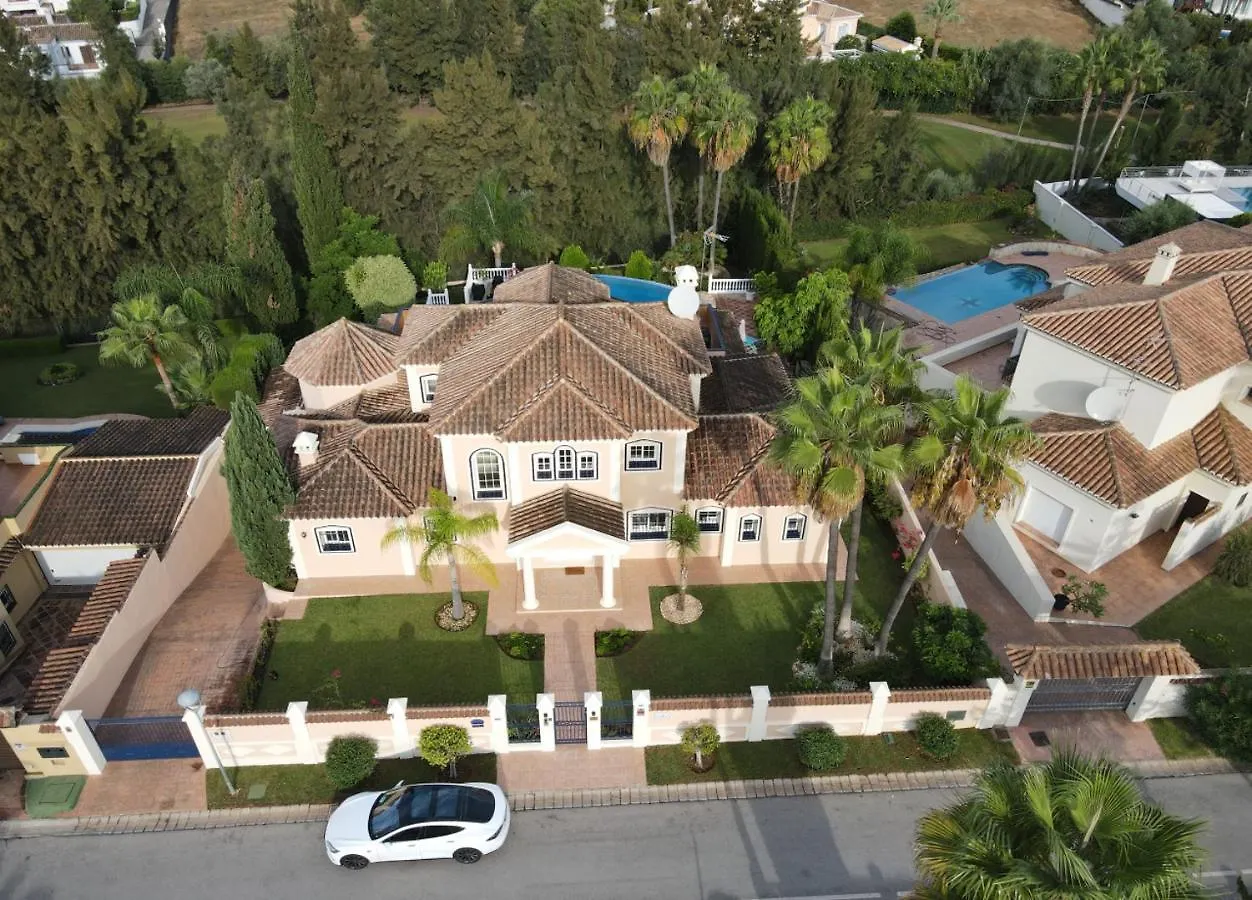 Willa Spacious 700M2 Villa, Golfers Paradise. Santa Fe de los Boliches